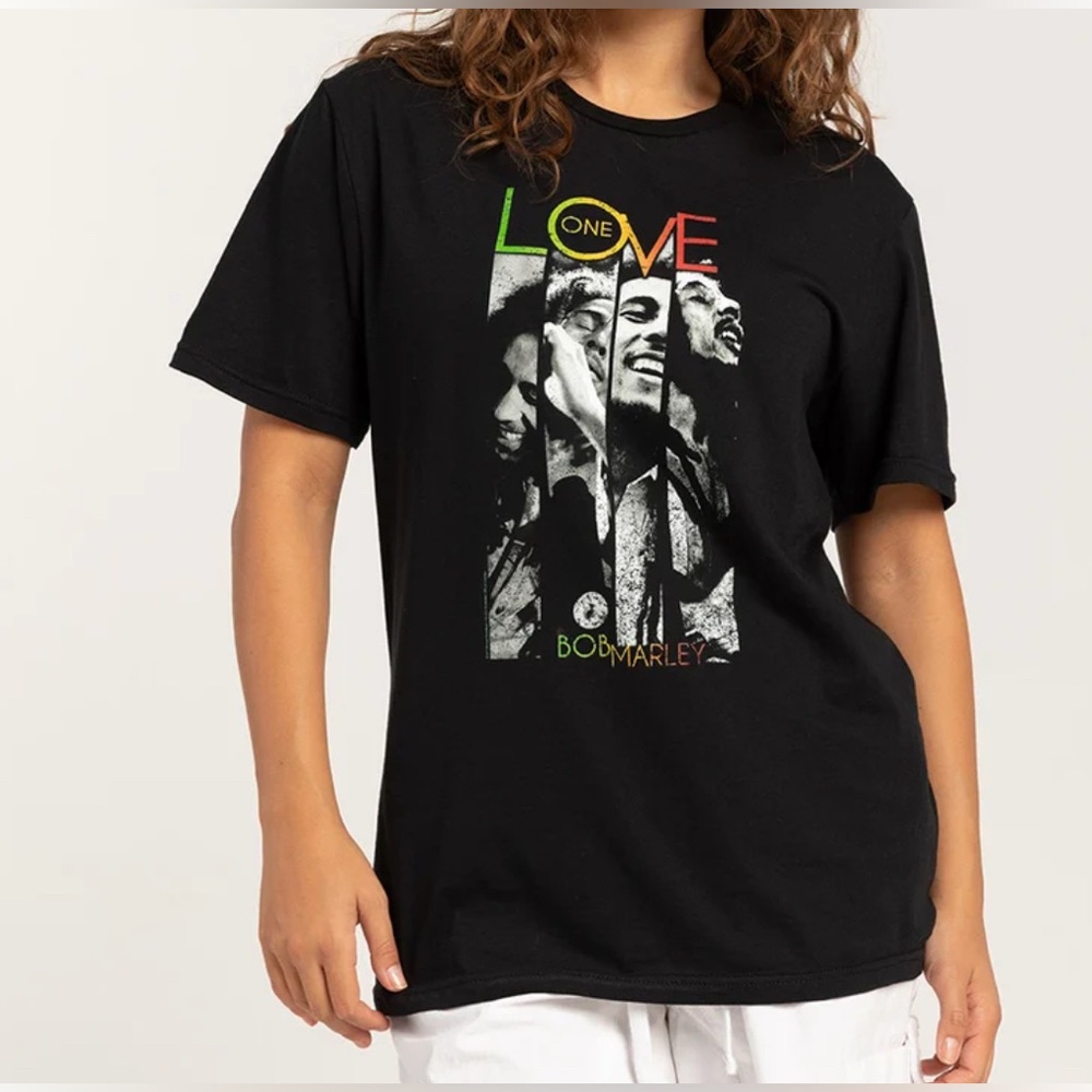 Bob Marley One Love Cotton T—Shirt Size Medium